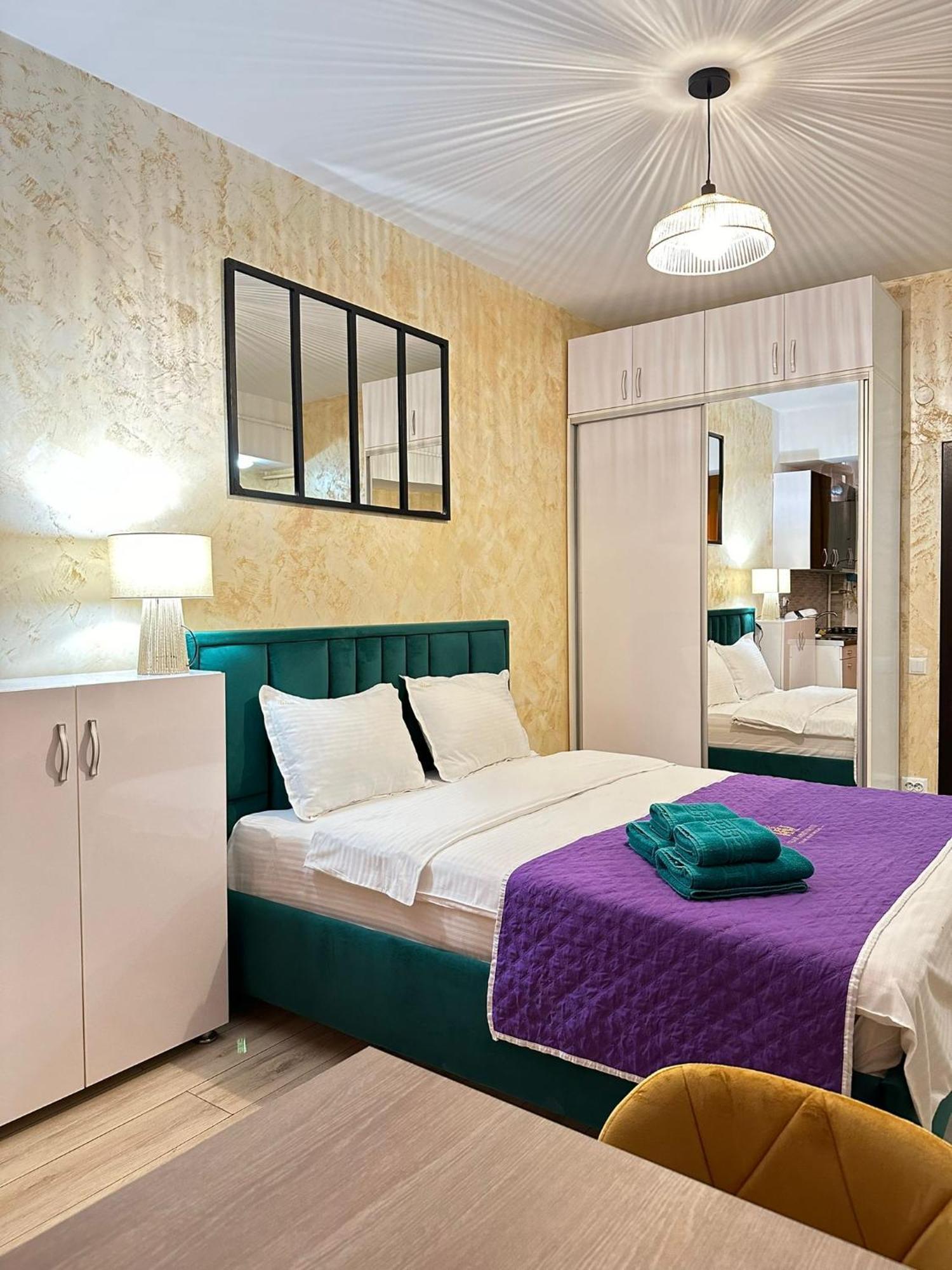 Appartamento Luxury Lazar Towers By Glam Story Iasi Esterno foto