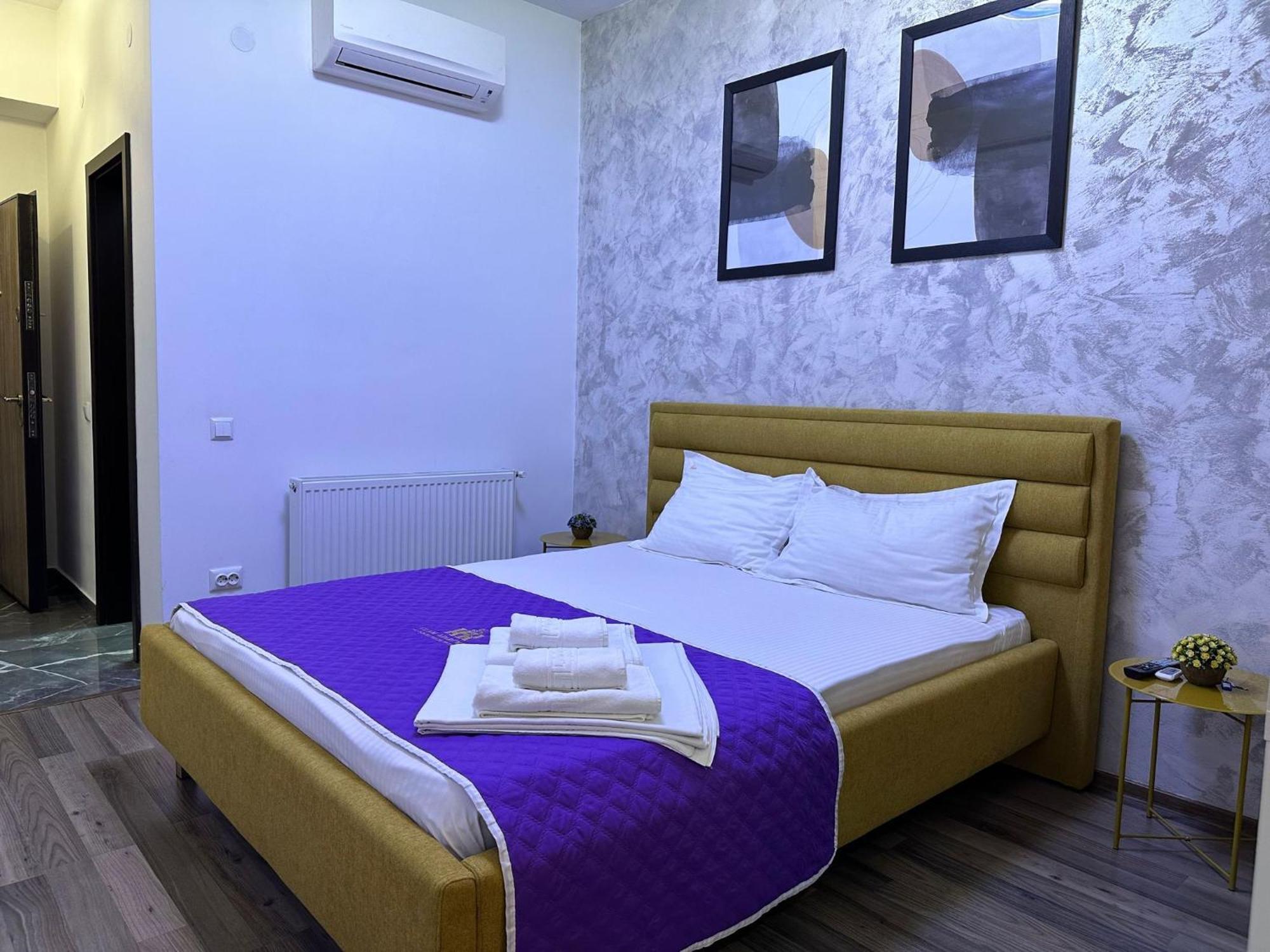 Appartamento Luxury Lazar Towers By Glam Story Iasi Esterno foto